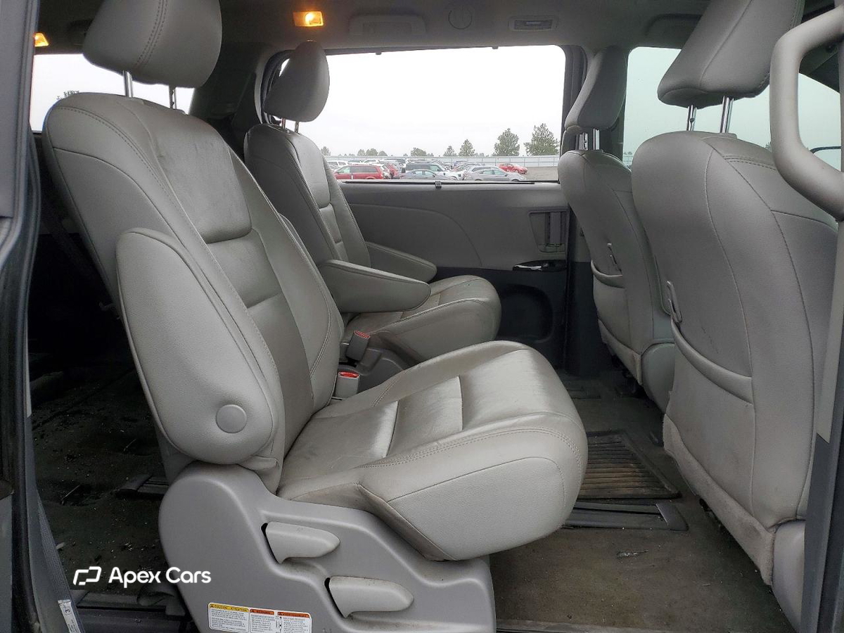 Toyota Sienna 2018