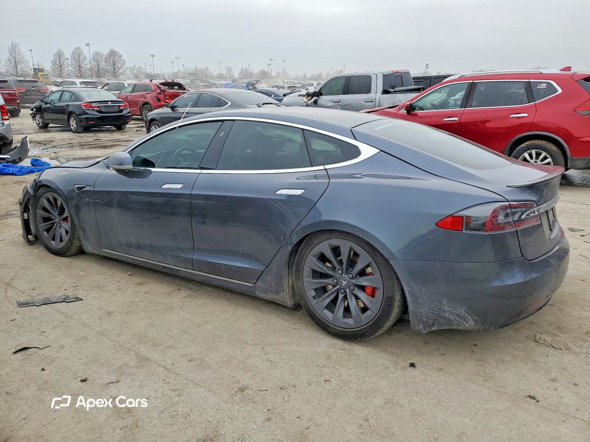 Tesla Model S 2019