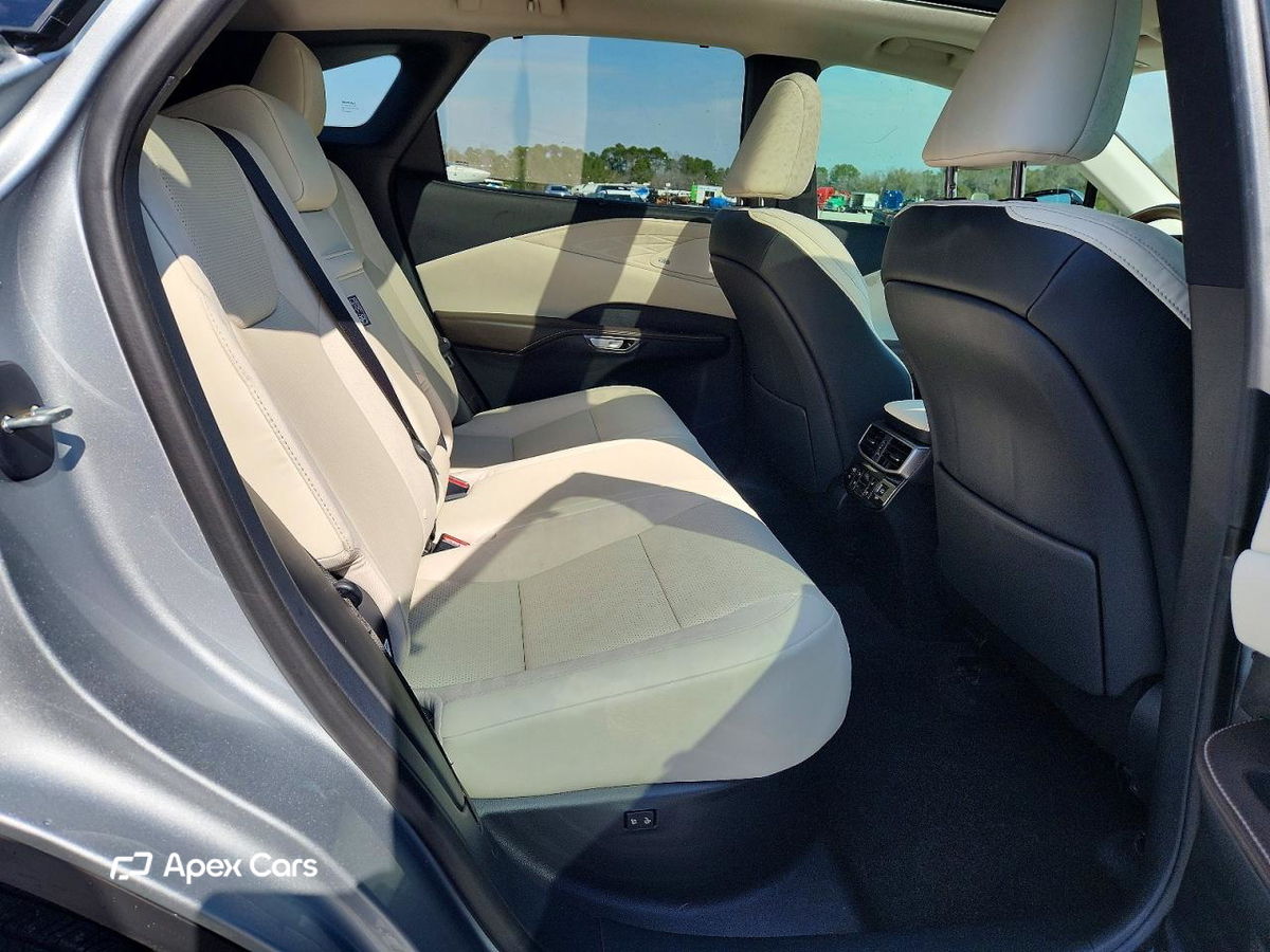 Lexus RX 2025
