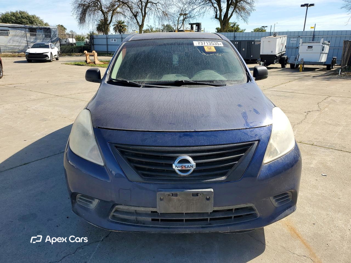 Nissan Versa 2014