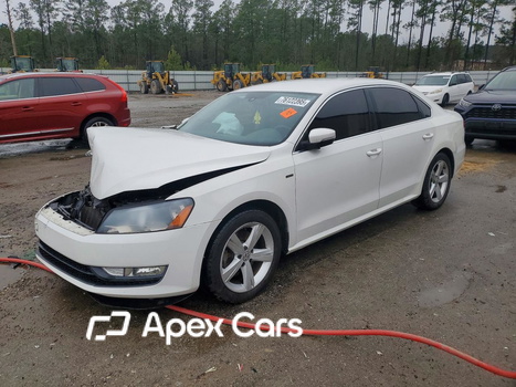 Volkswagen Passat 2015 - Image 1 of 14