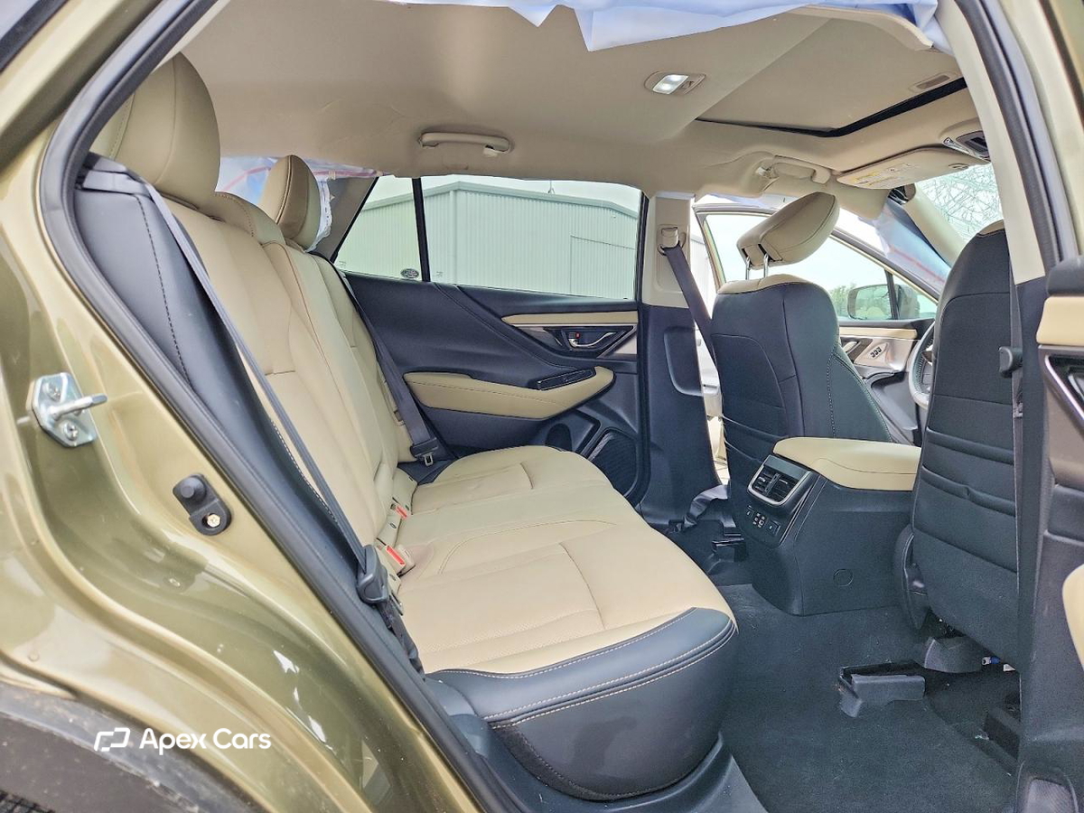 Subaru Outback 2025