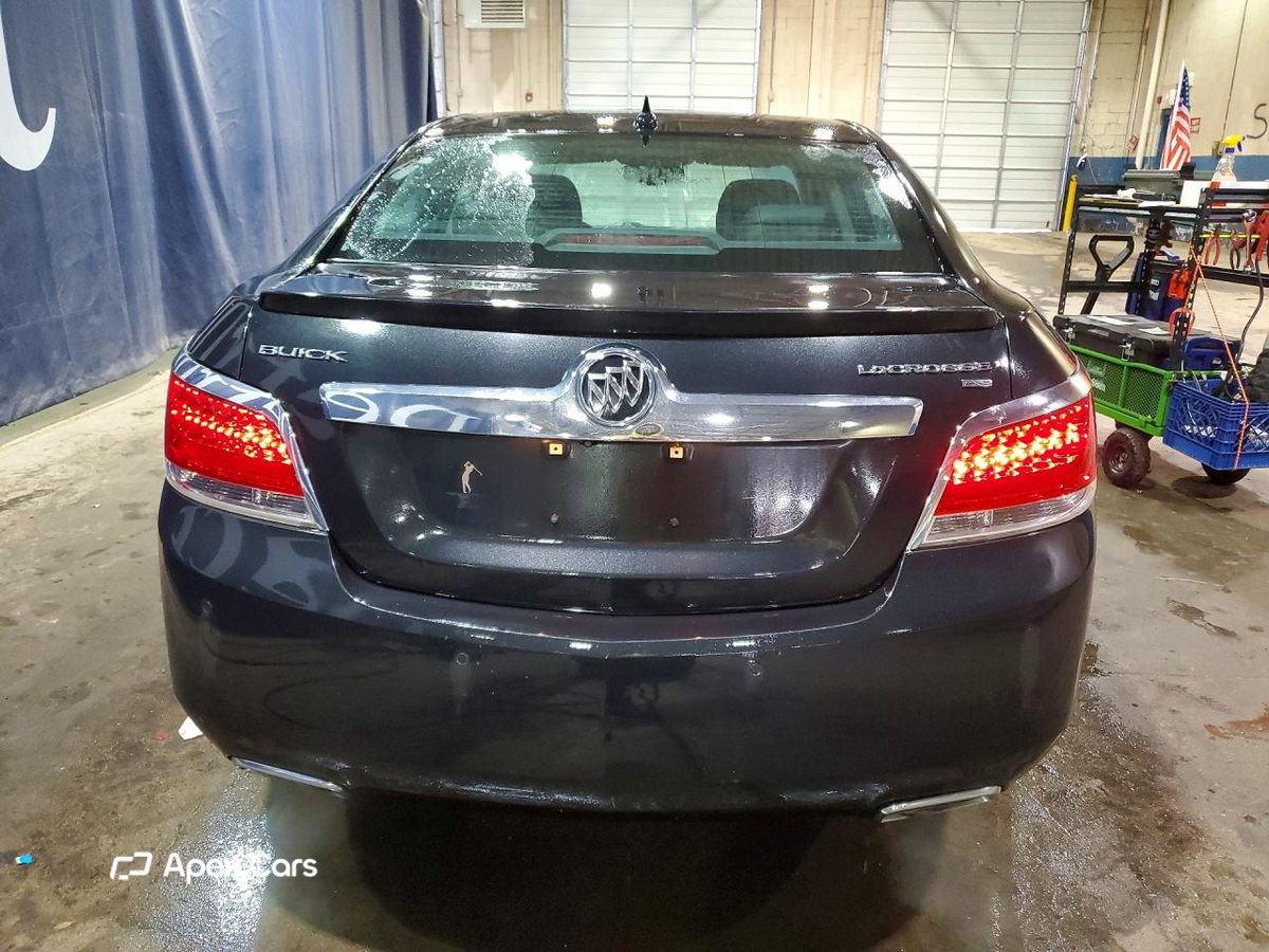 Buick LaCrosse 2011