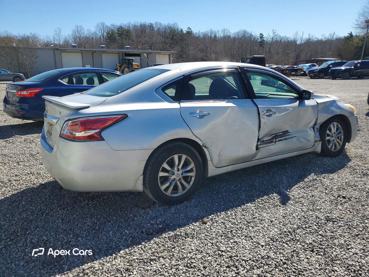 Nissan Altima 2015