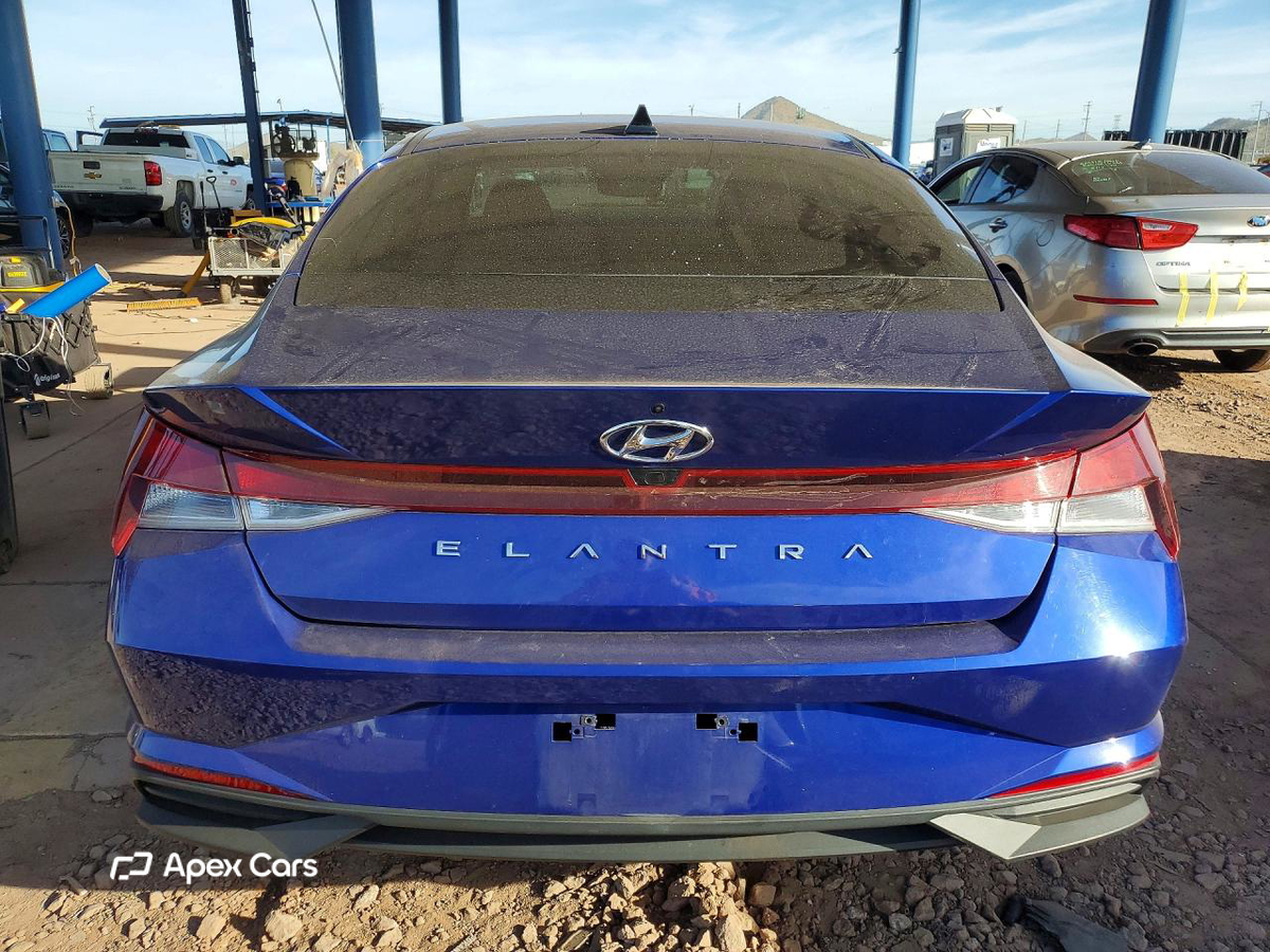 Hyundai Elantra 2023