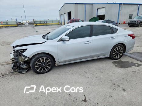 Nissan Altima 2018 - Image 1 of 14