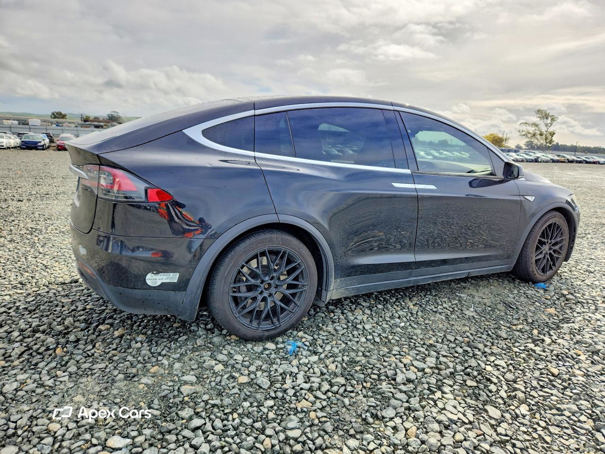 Tesla Model X 2016
