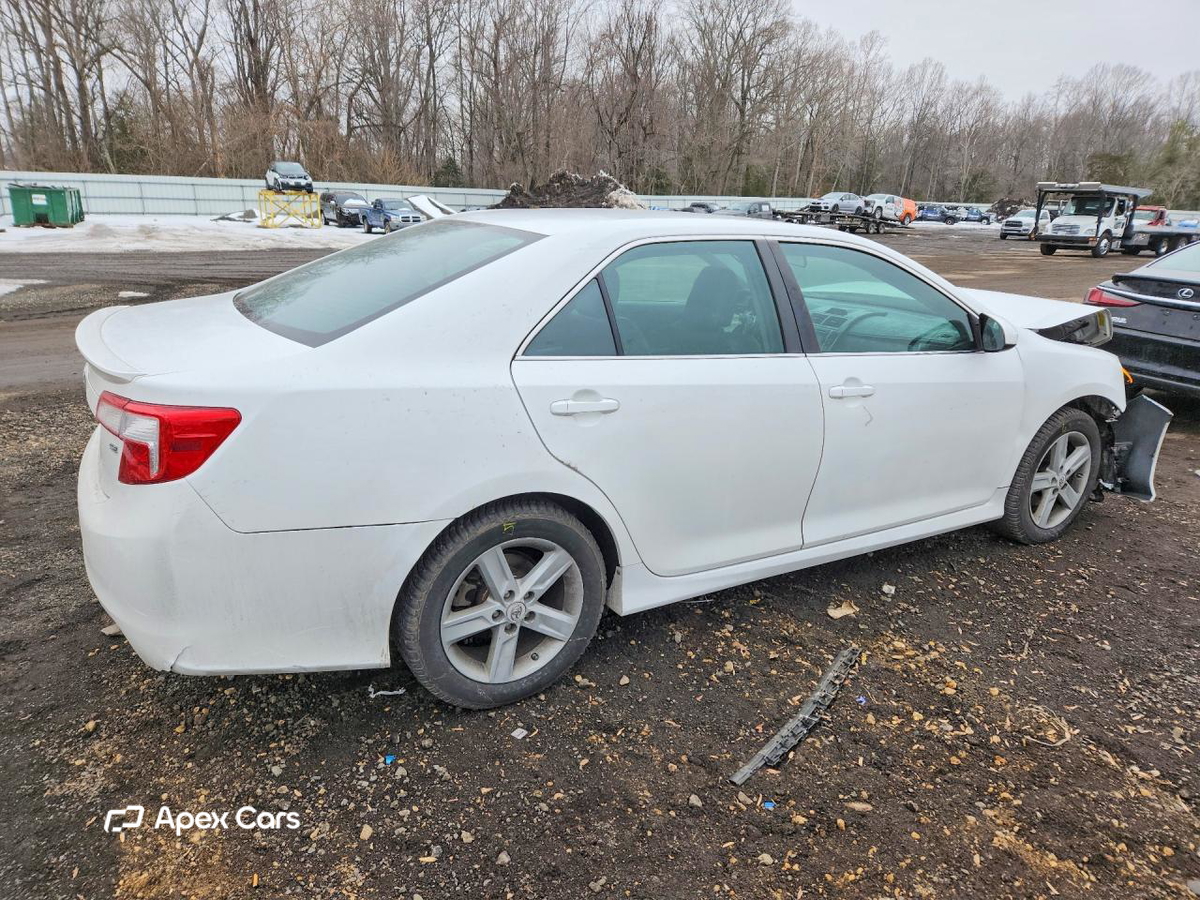 Toyota Camry 2012