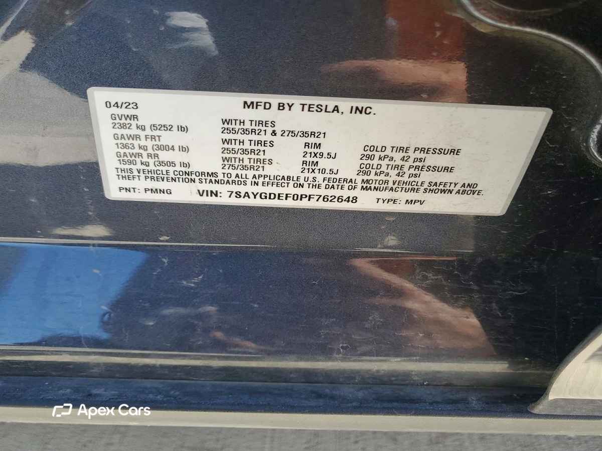 Tesla Model Y 2023