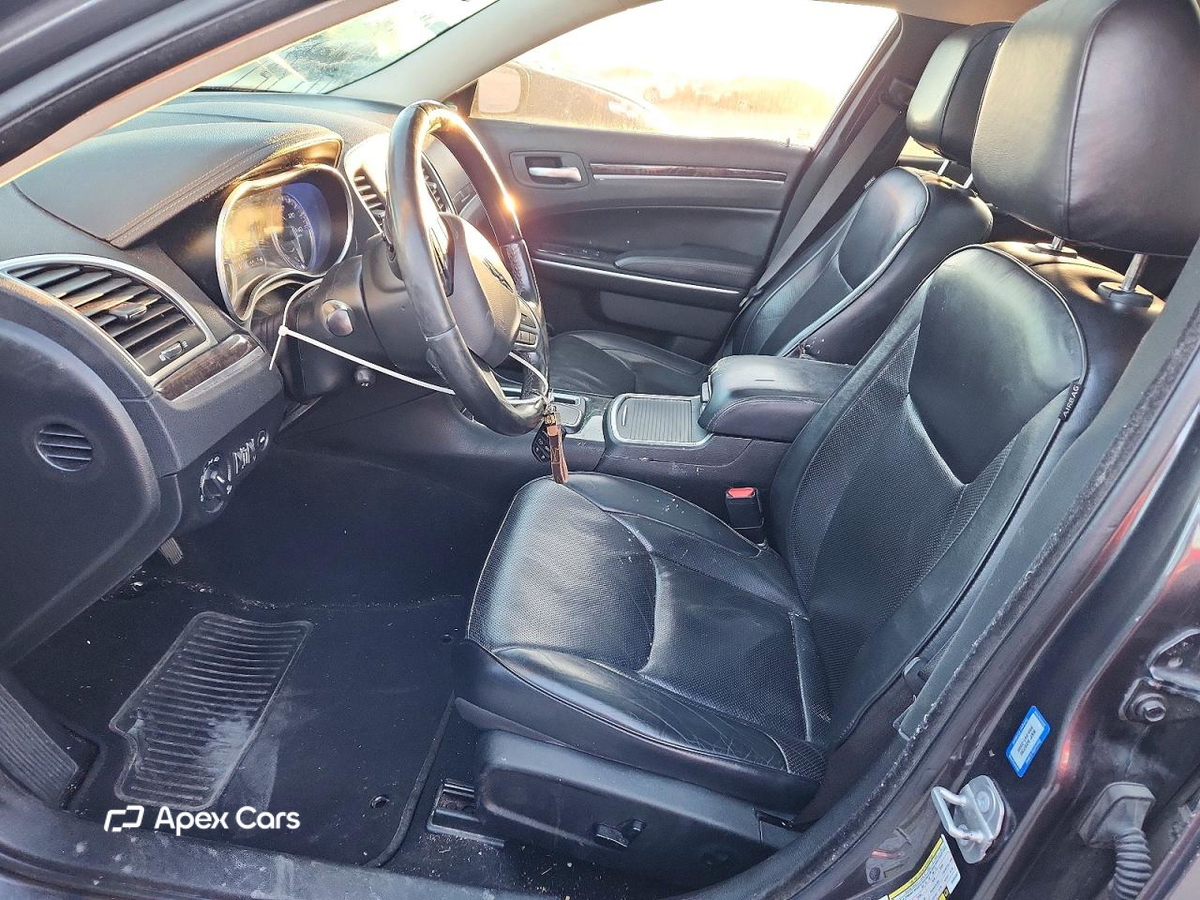 Chrysler 300 2019