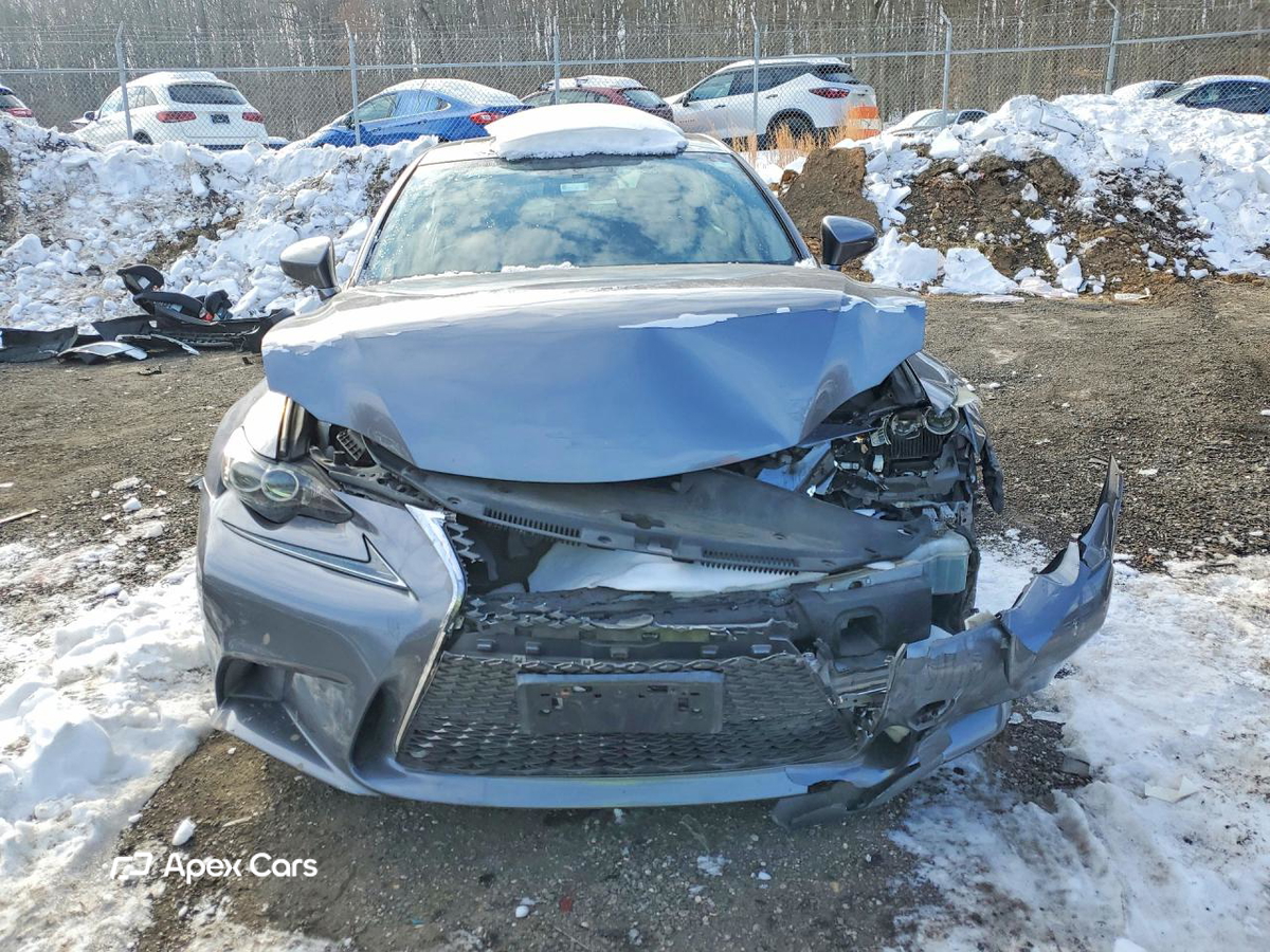 Lexus IS 2016