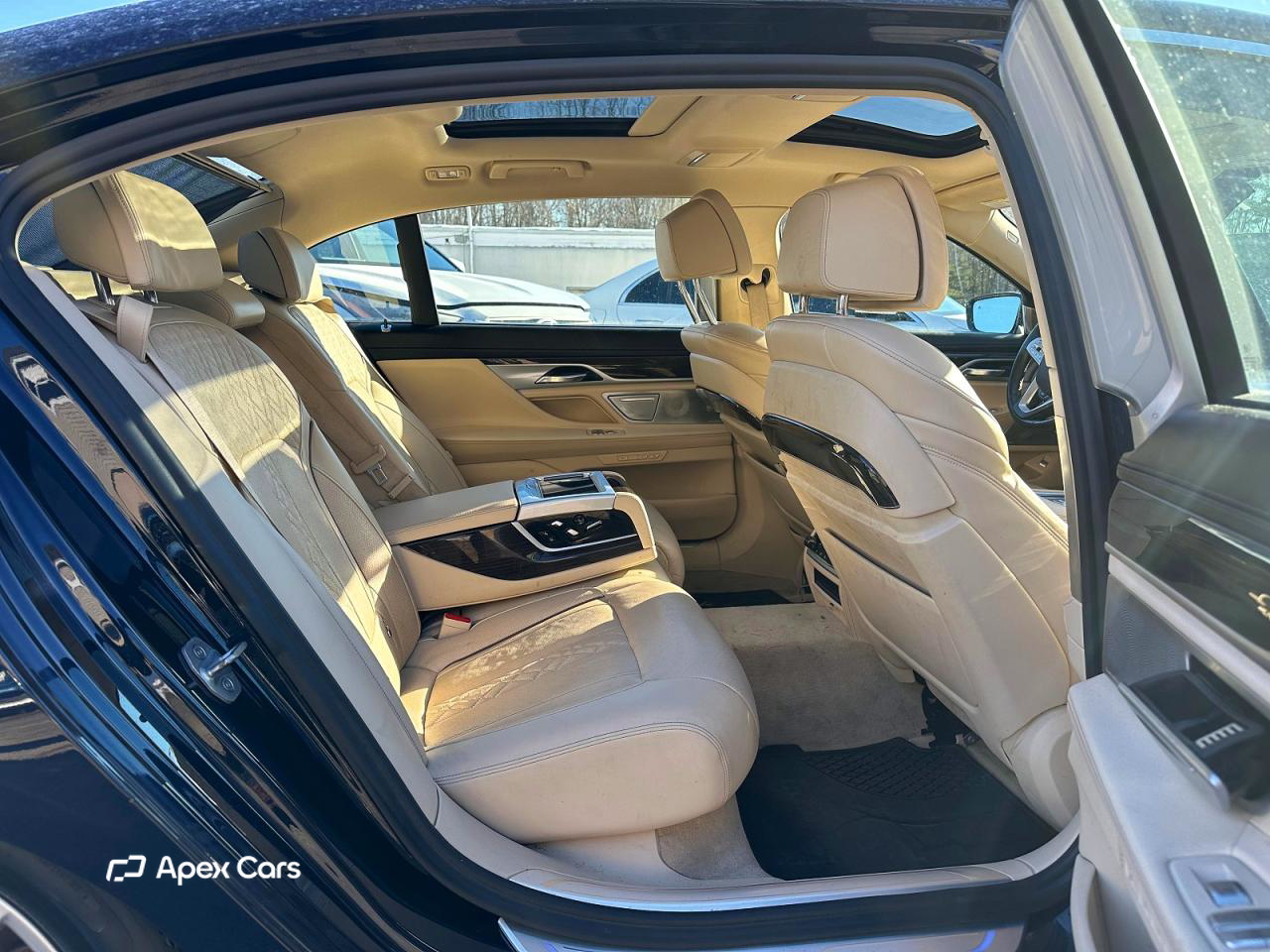 BMW Series 7 2020