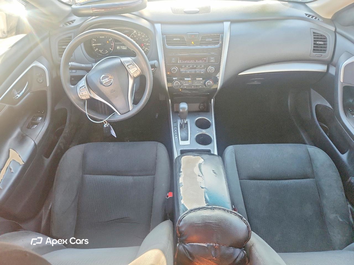 Nissan Altima 2015
