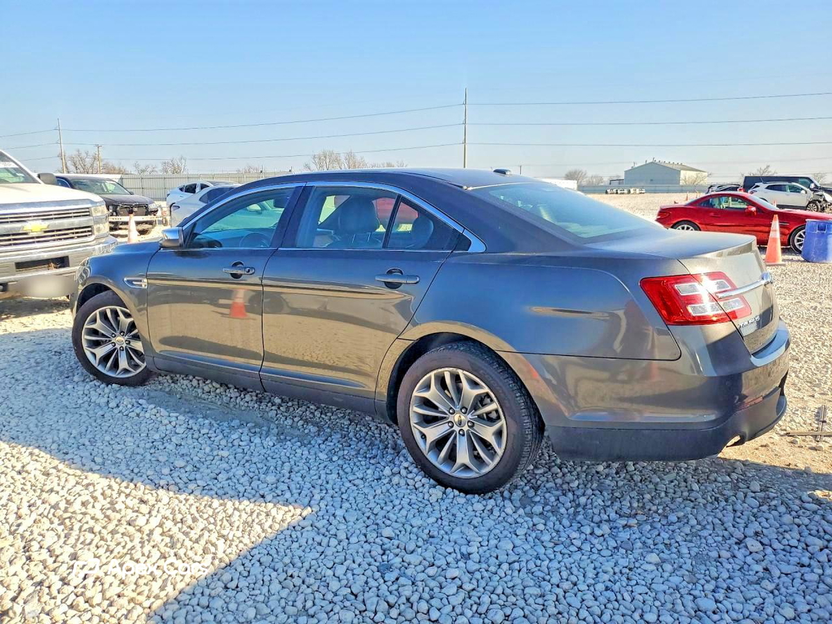 Ford Taurus 2016
