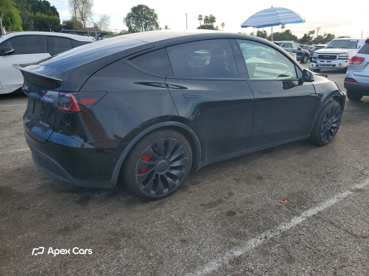 Tesla Model Y 2022