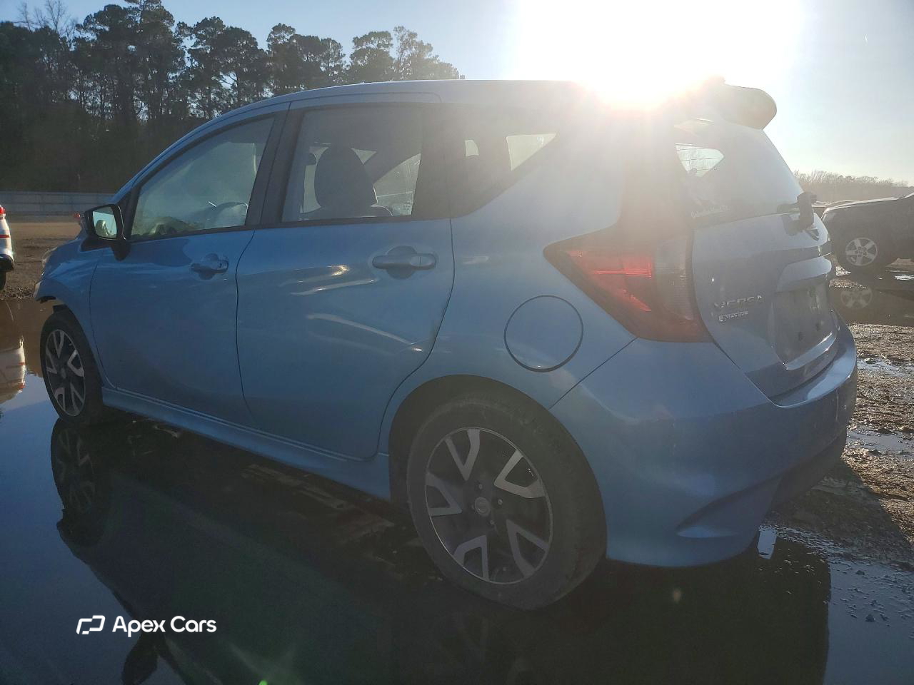 Nissan Versa 2015
