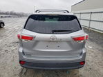 Toyota Highlander 2015