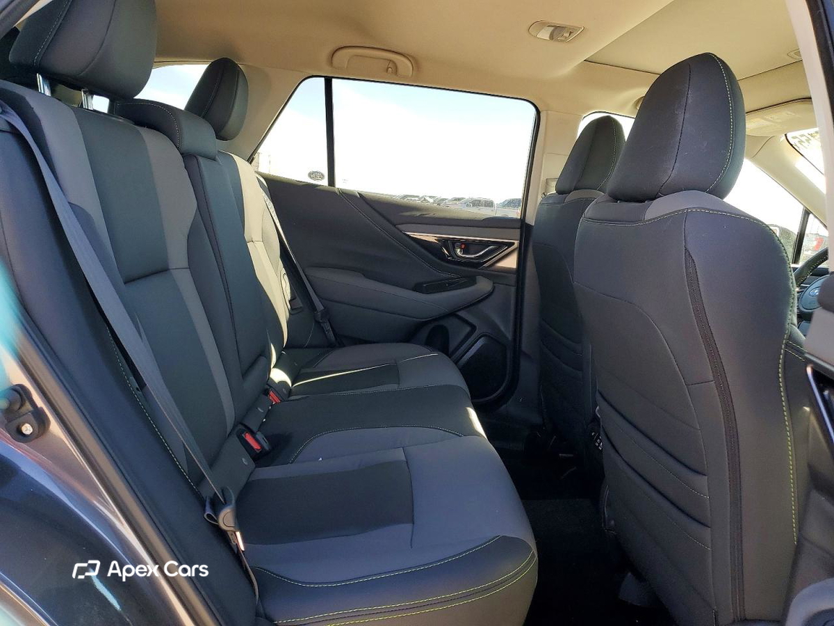 Subaru Outback 2025