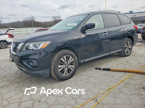 Nissan Pathfinder 2017 - Image 1 of 13
