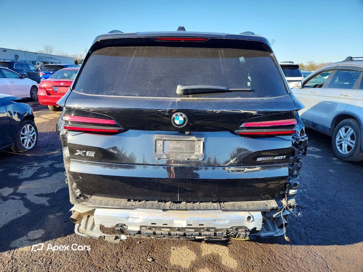 BMW X5 2024