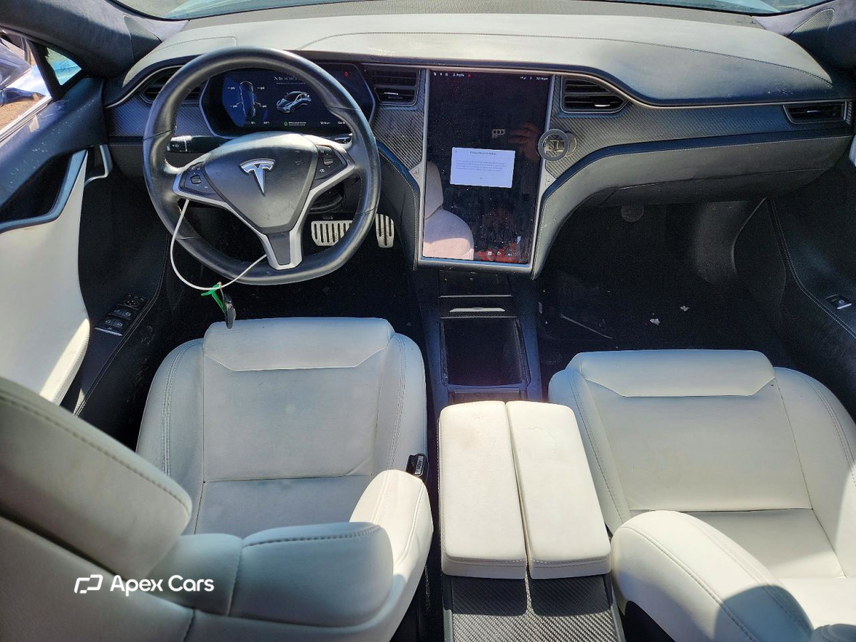 Tesla Model S 2019