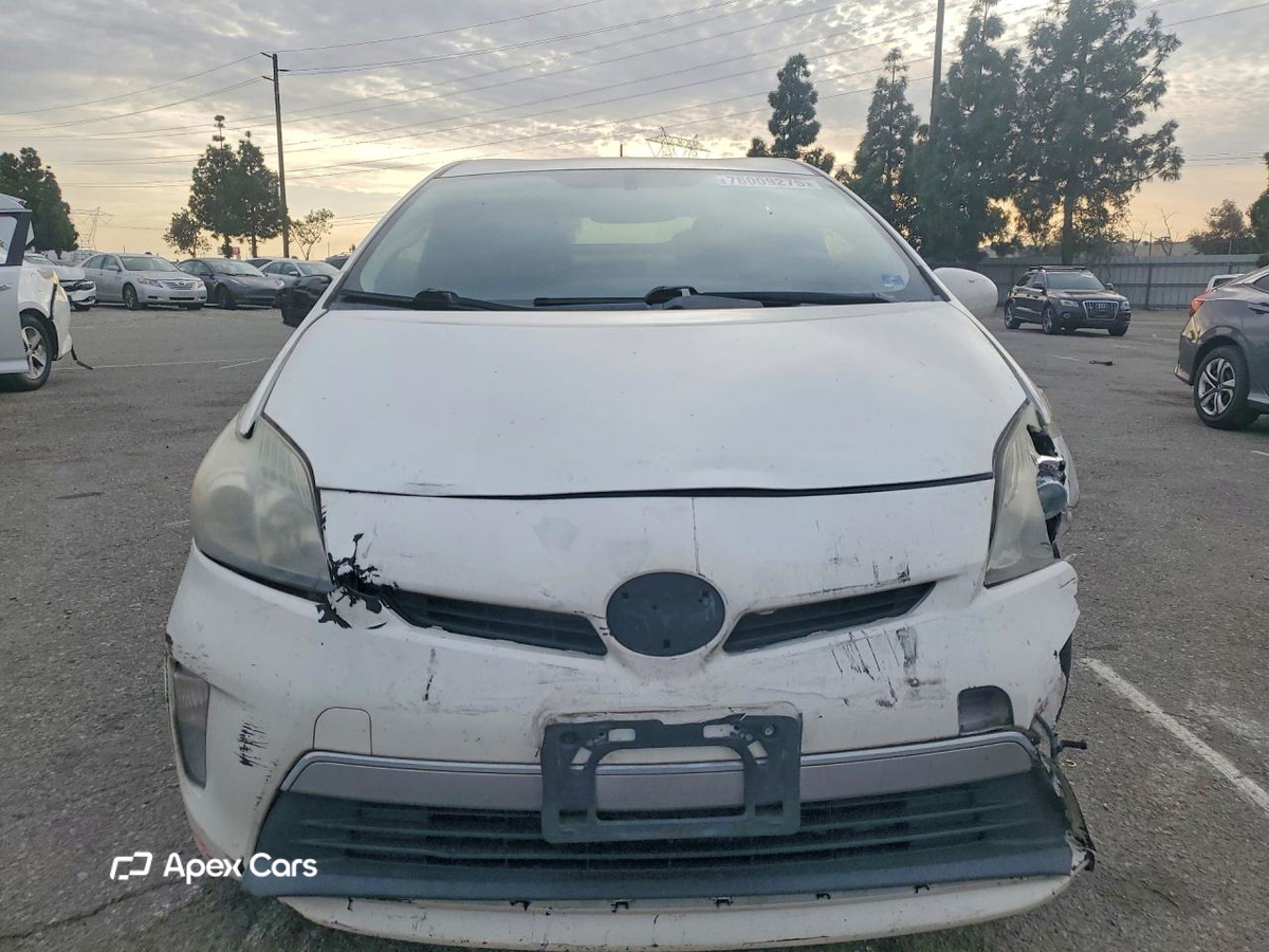 Toyota Prius 2015