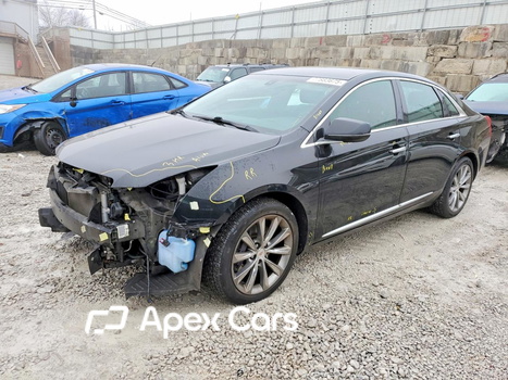 Cadillac XTS 2013 - Image 1 of 13