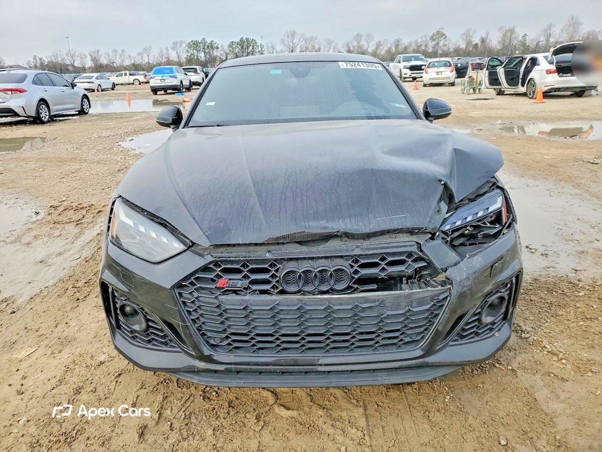 Audi RS5 2021