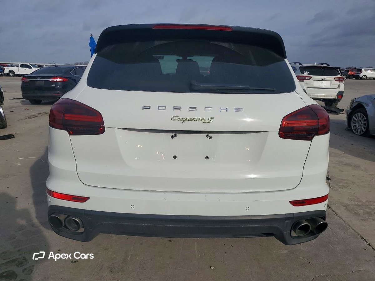 Porsche Cayenne 2016