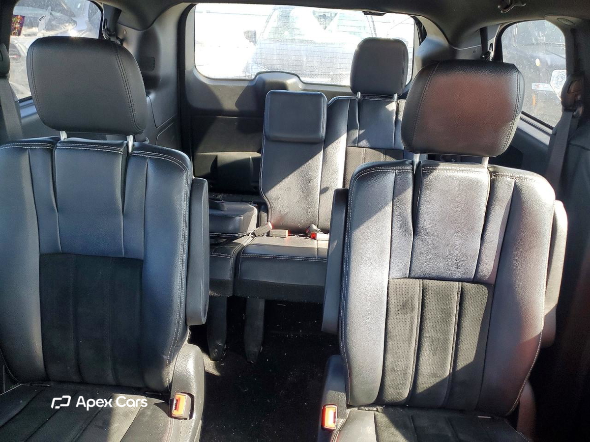 Dodge Caravan 2017