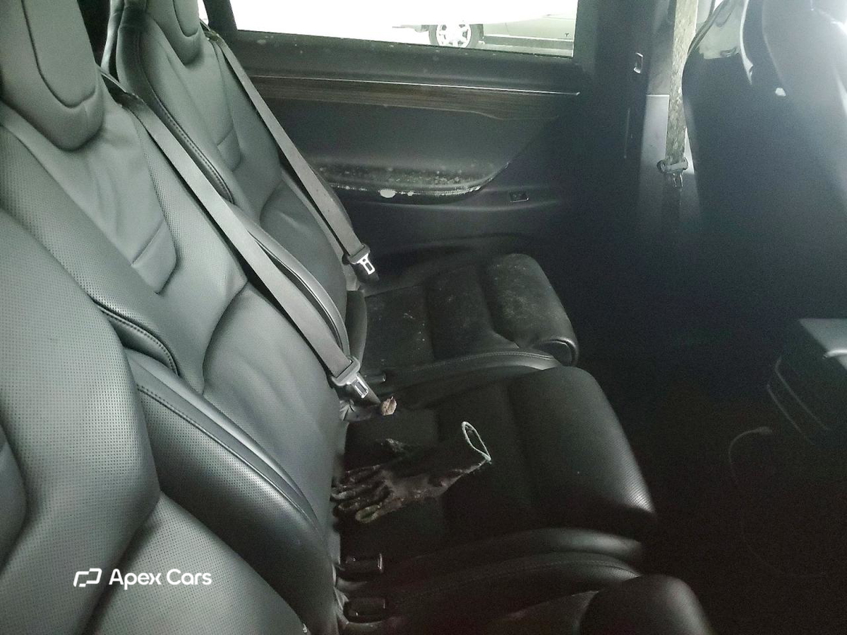 Tesla Model X 2016