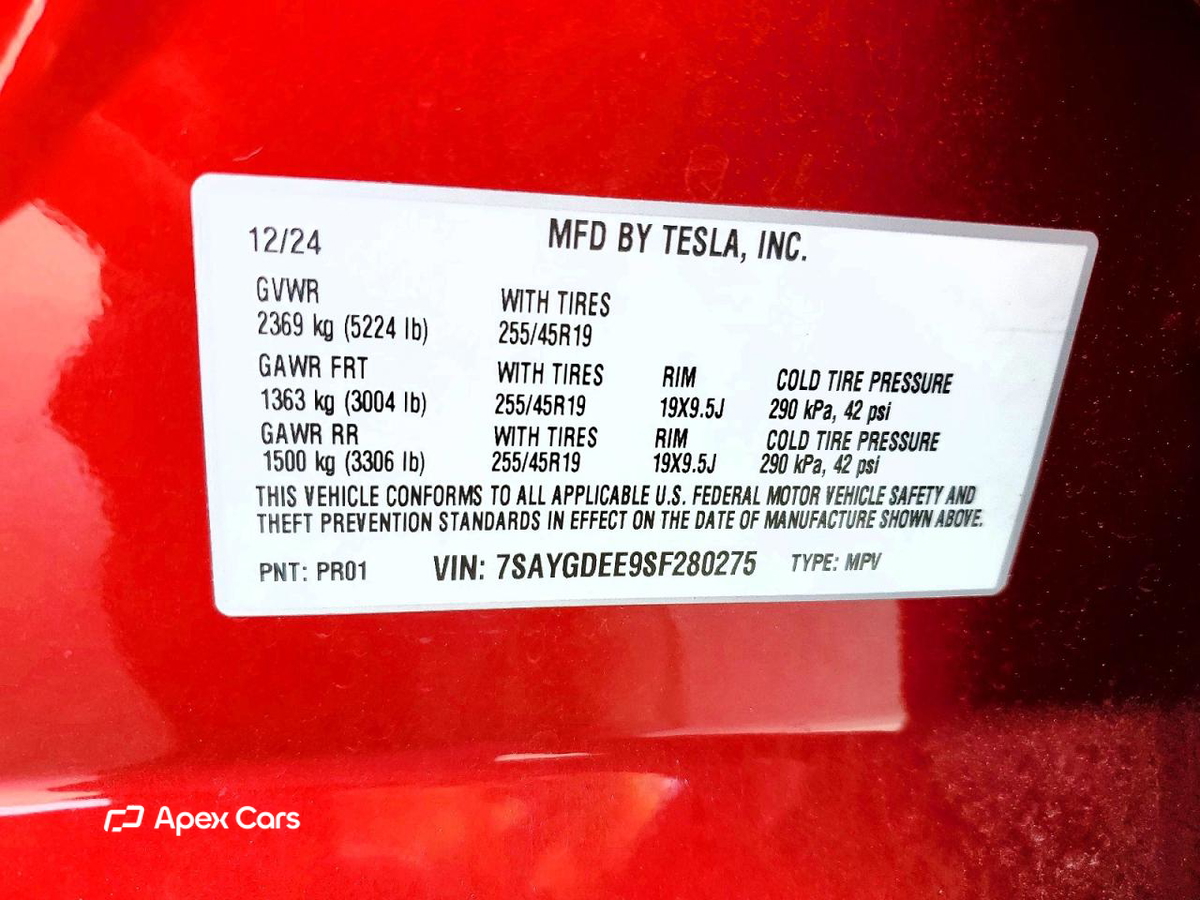 Tesla Model Y 2025