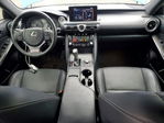 Lexus IS 2022