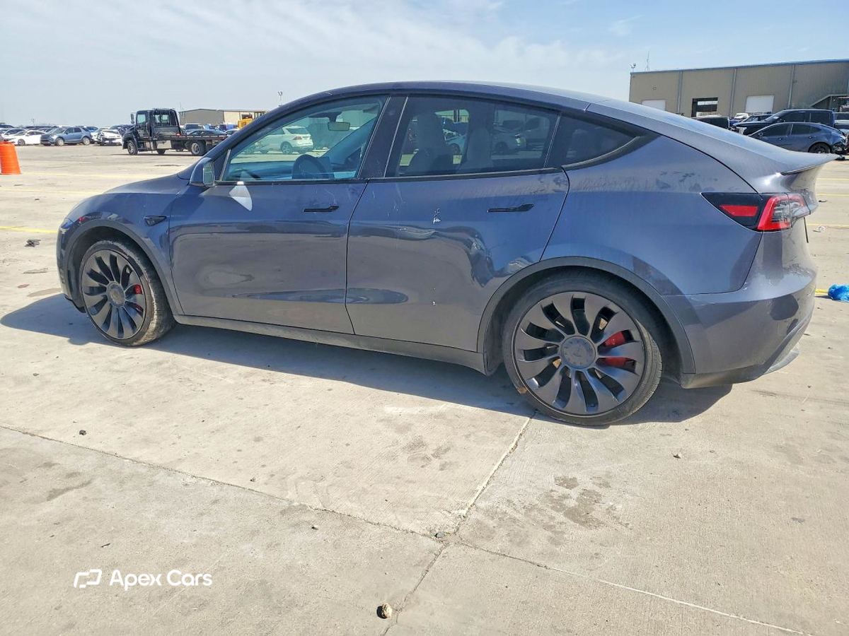 Tesla Model Y 2023