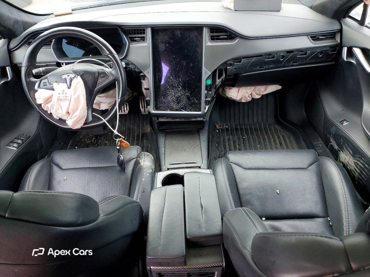 Tesla Model S 2018