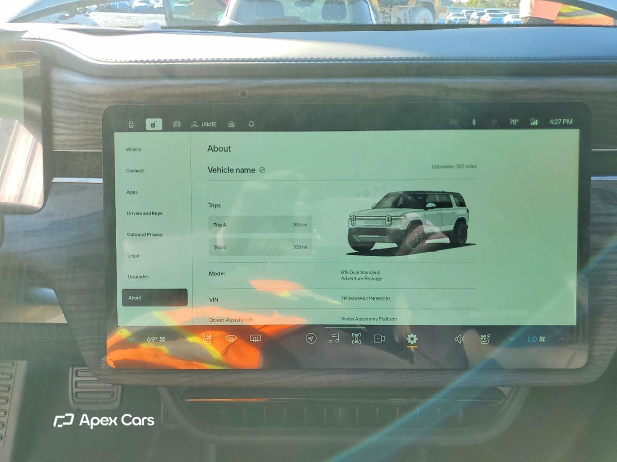 Rivian R1S 2026