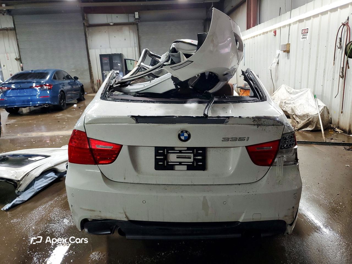 BMW Series 3 2010