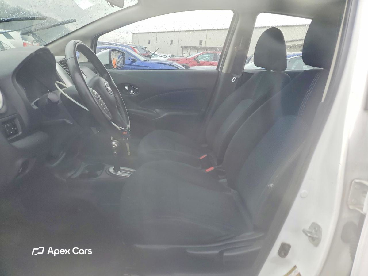 Nissan Versa 2016
