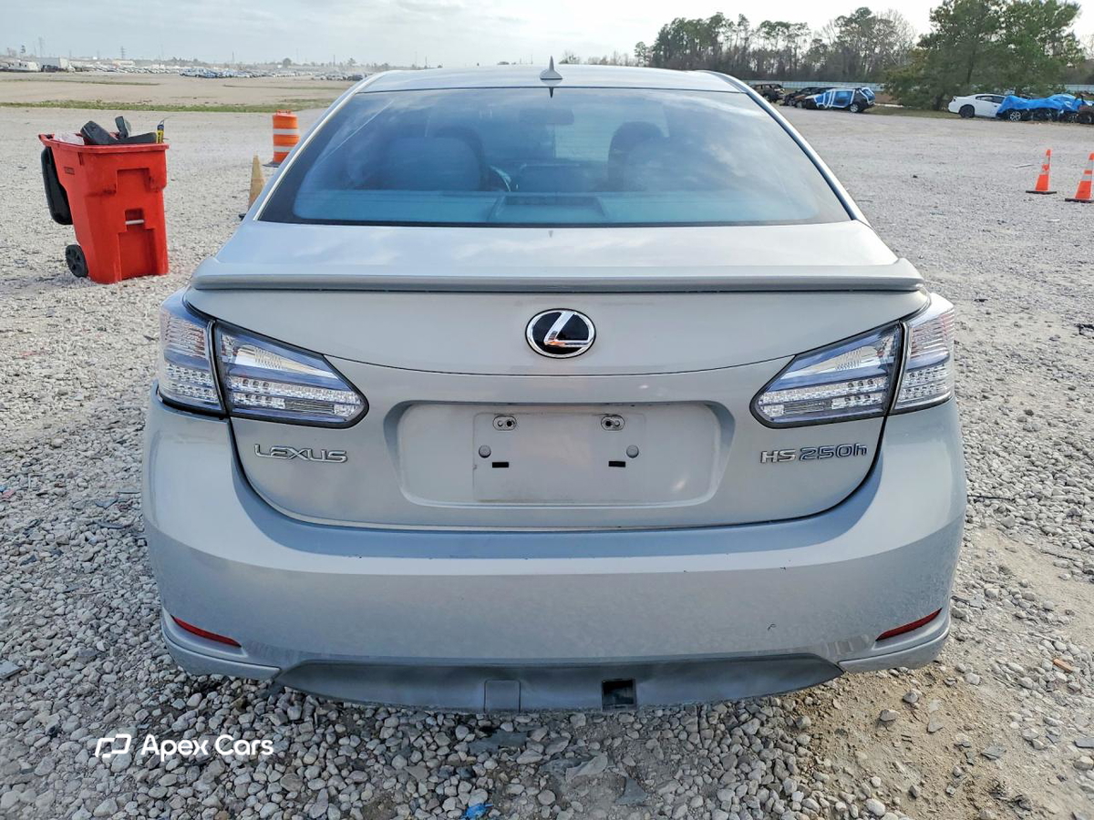 Lexus HS 2010