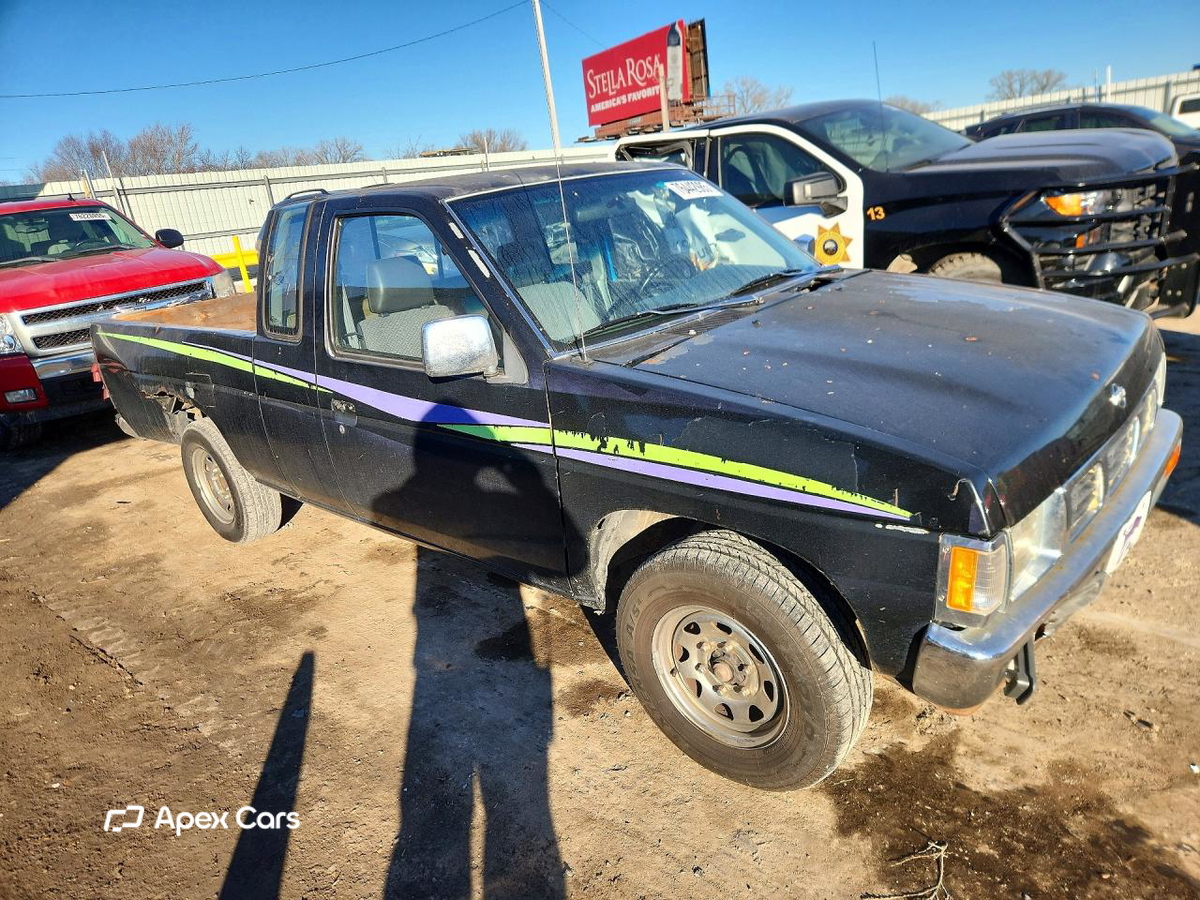 Nissan  1997