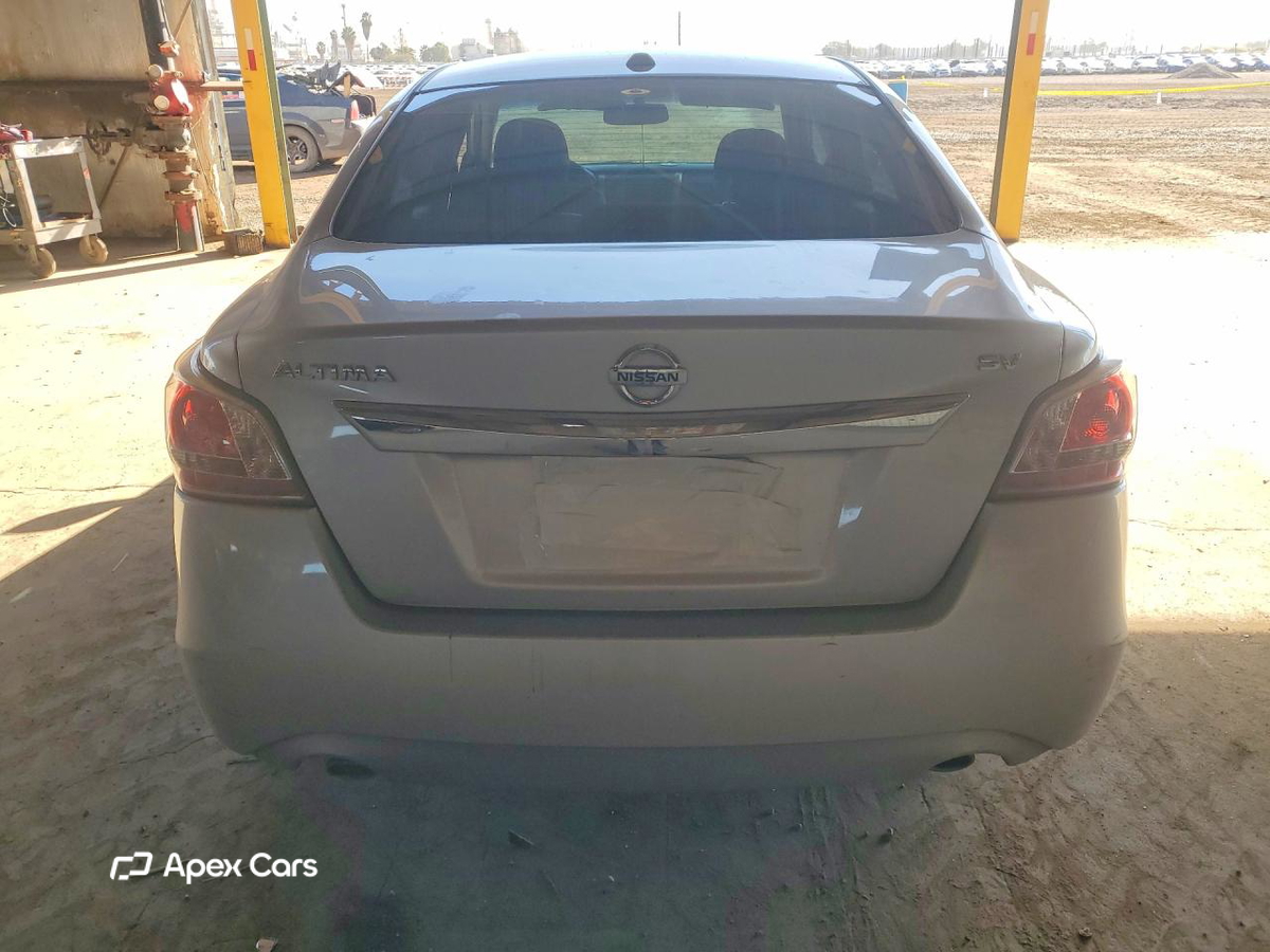 Nissan Altima 2015