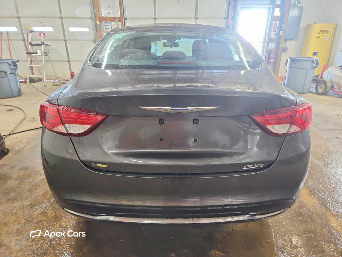 Chrysler 200 2015