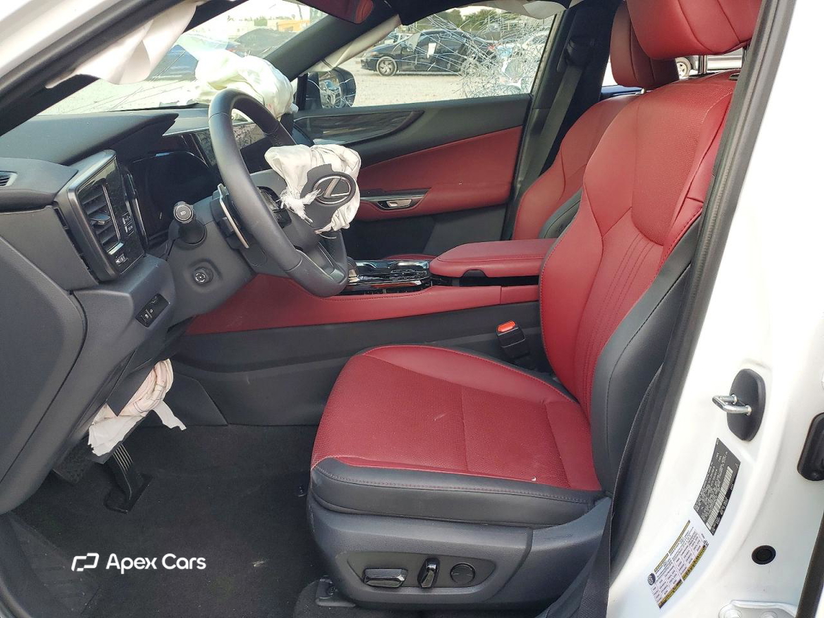 Lexus NX 2026
