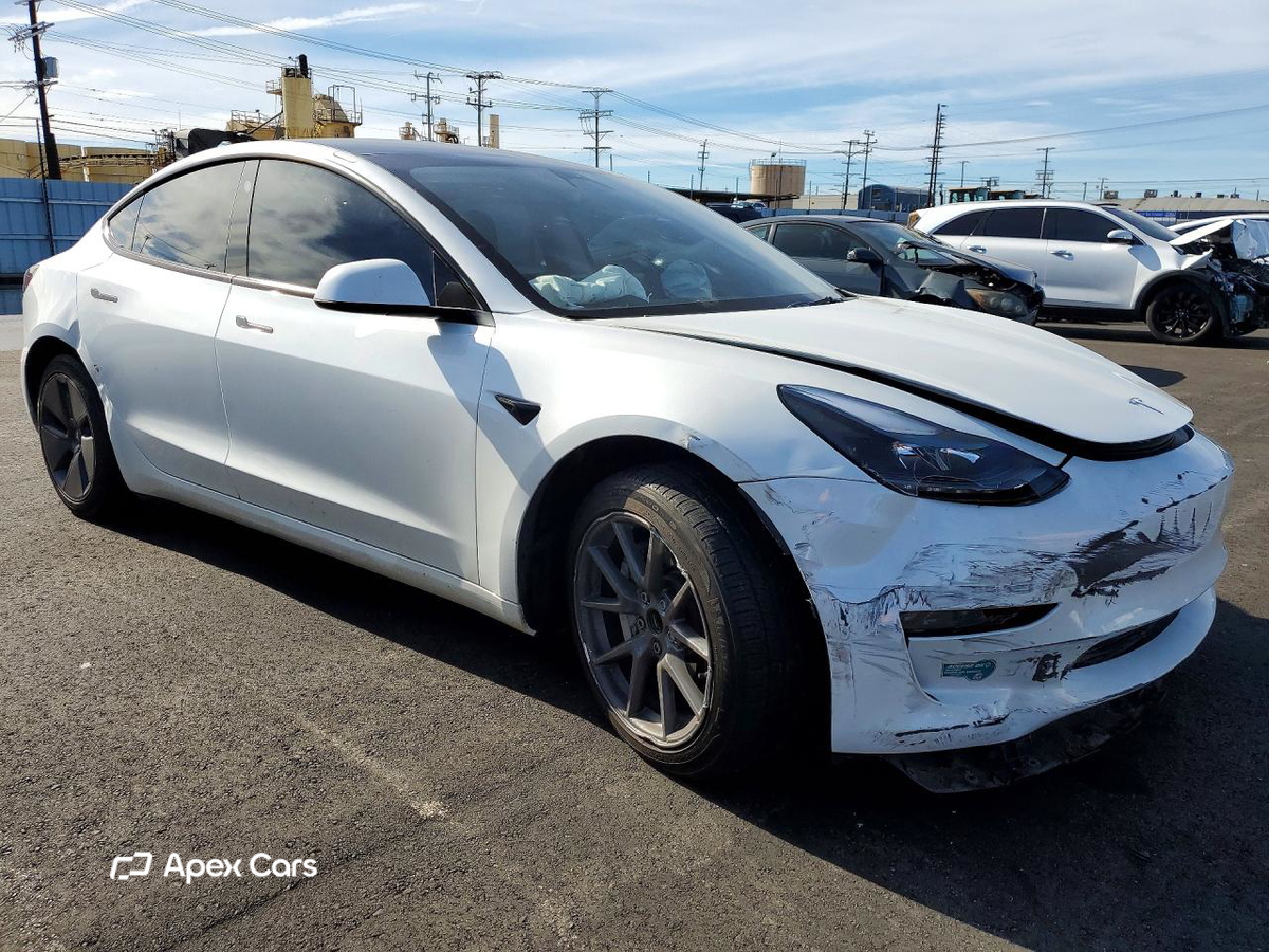 Tesla Model 3 2023