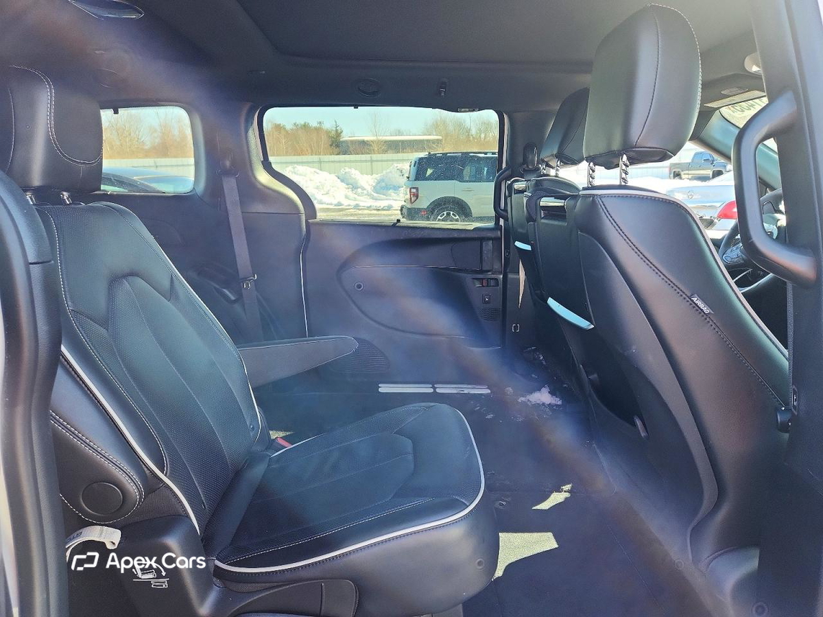 Chrysler Pacifica 2024