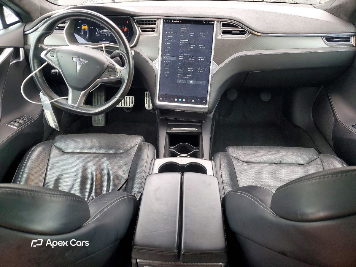 Tesla Model S 2016