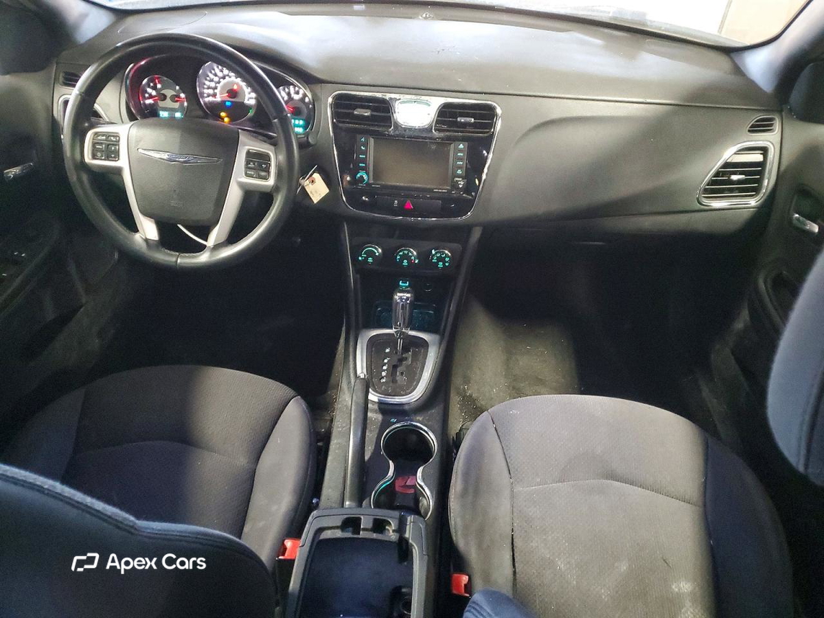 Chrysler 200 2013