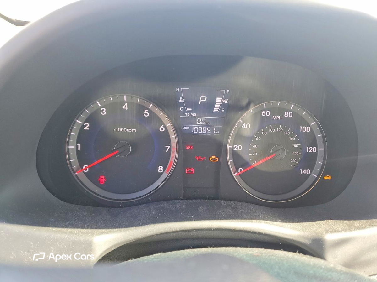 Hyundai Accent 2013