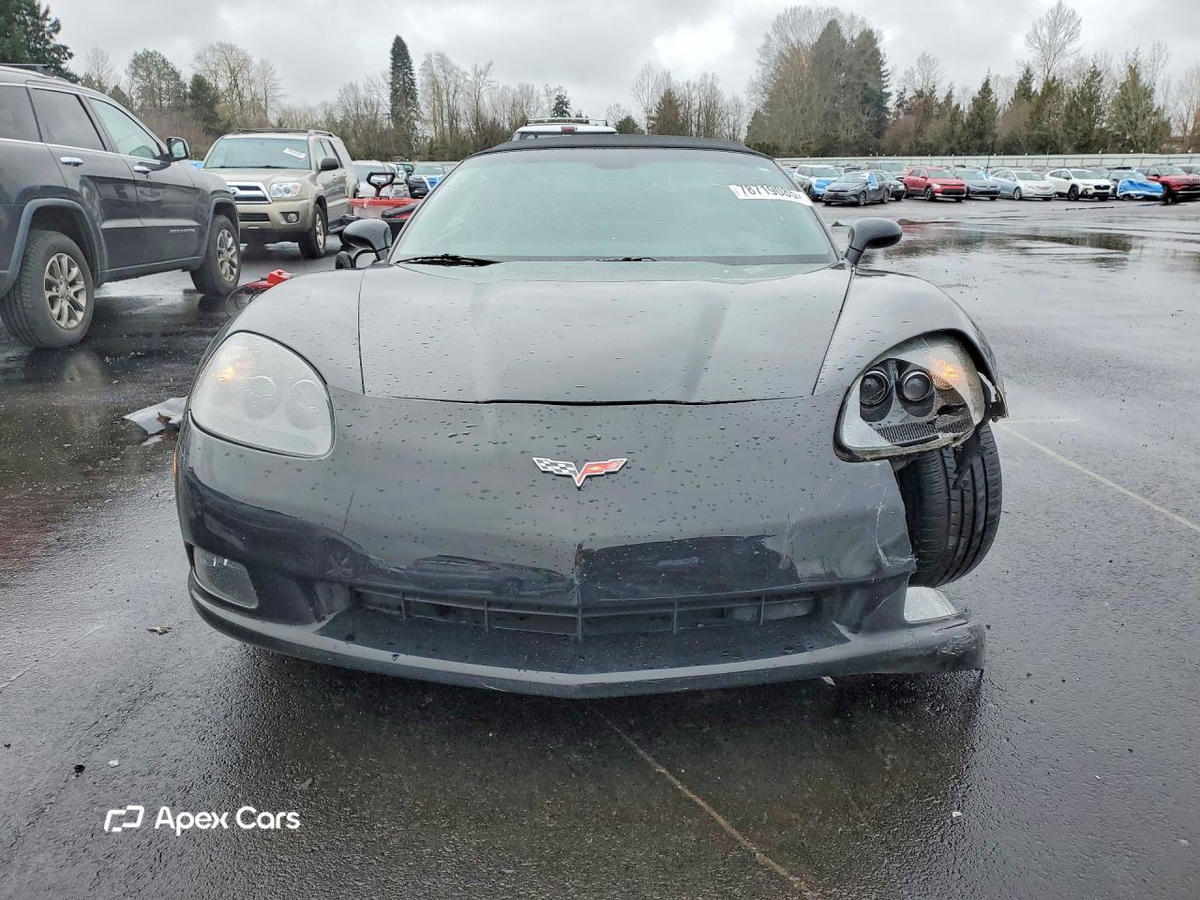 Chevrolet Corvette 2005