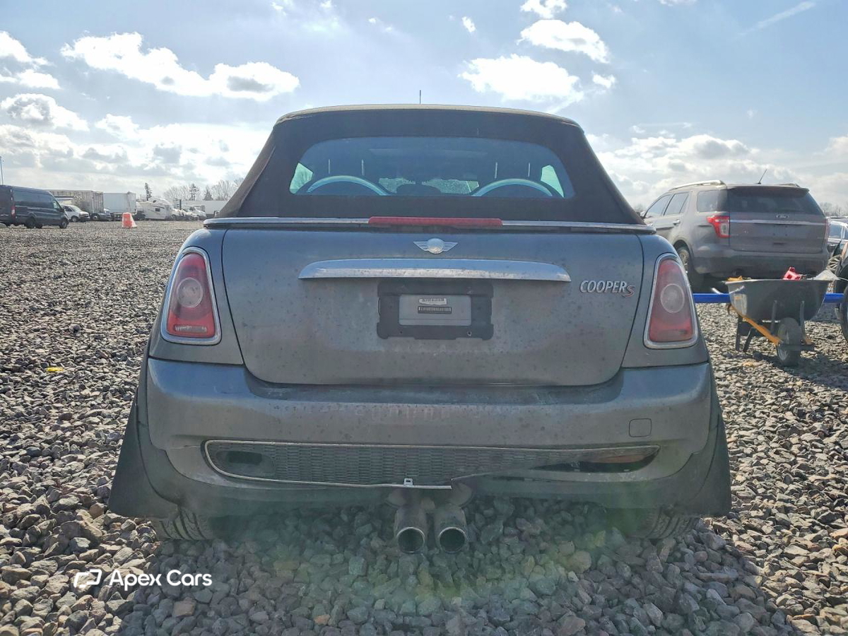 MINI Cooper 2010